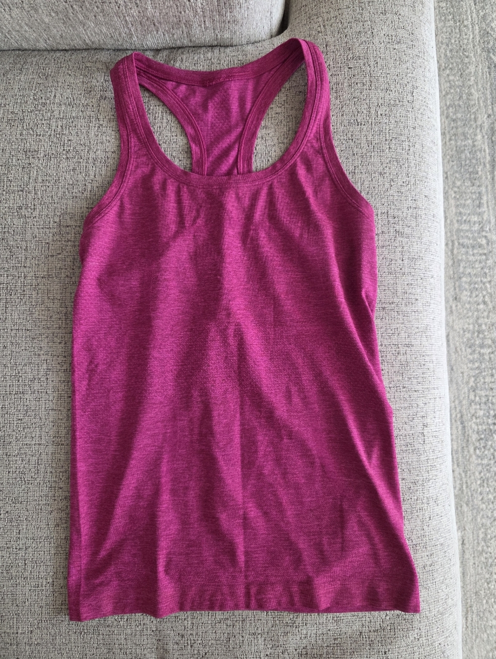 Ripened Raspberry / Pow Pink Swiftly Tank Size 4 Lululemon